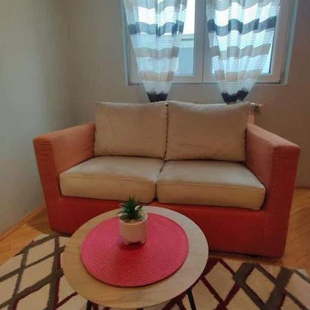 Ds'S Cosy Apartment Скопие Екстериор снимка